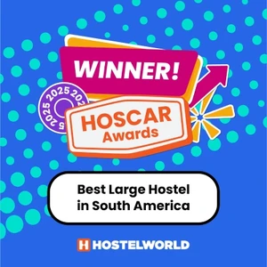 Hostelworld Best Large Hostel Southamerica 2025 awarded to Pariwana Hostels.